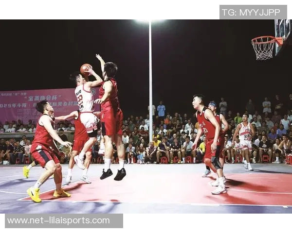 篮球与足球的魅力对决哪项运动更能赢得人心和热爱